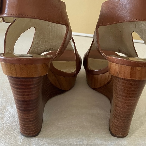 Michael Kors Tan Leather Wedges - Picture 5 of 8